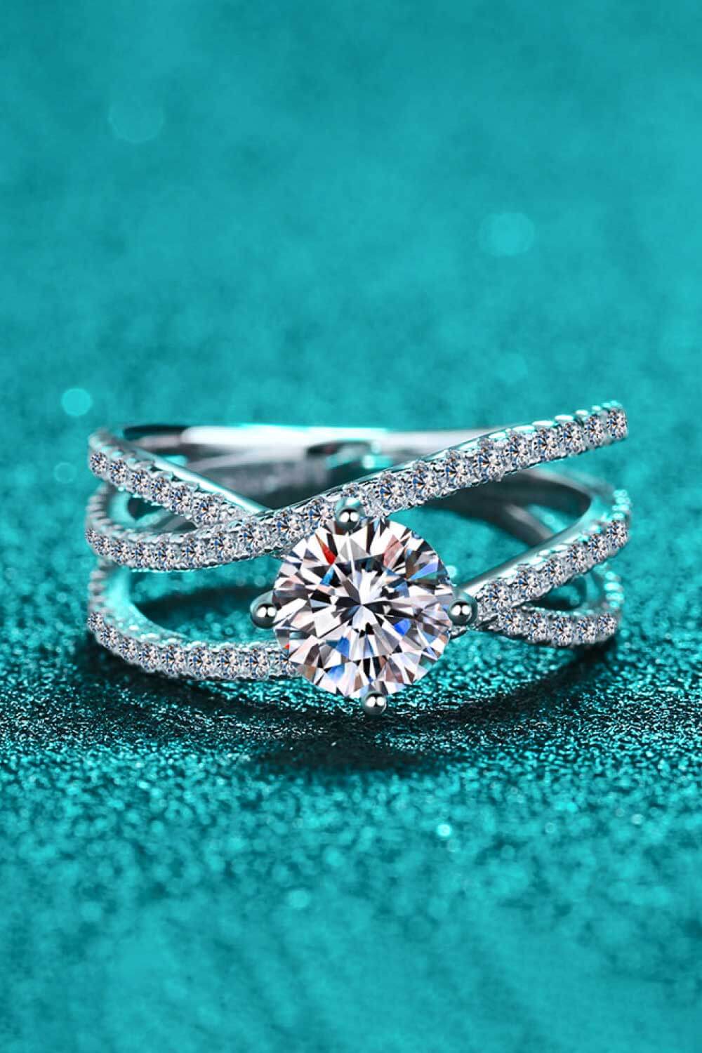 1 Carat Moissanite Crisscross Ring - Zen Allure Beauty®️