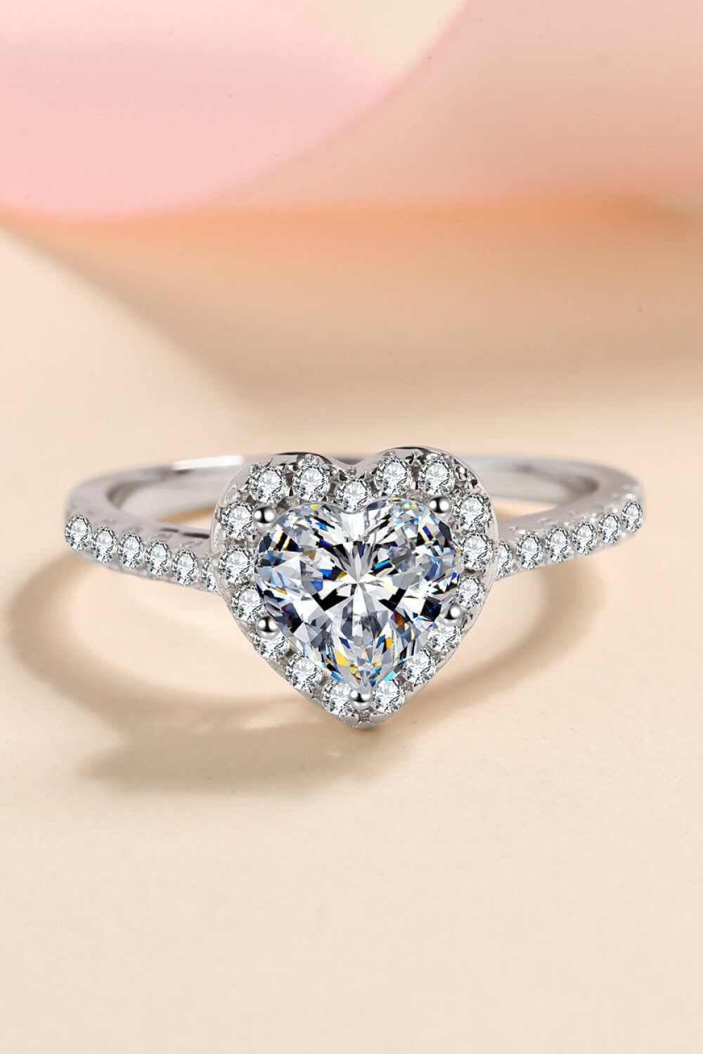 1 Carat Moissanite Heart - Shaped Ring - Zen Allure Beauty®️