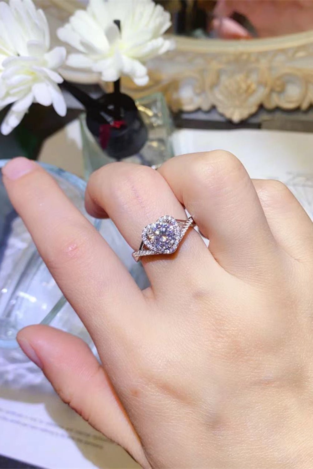 Adored 1 Carat Moissanite 925 Sterling Silver Heart Ring - Zen Allure Beauty®️