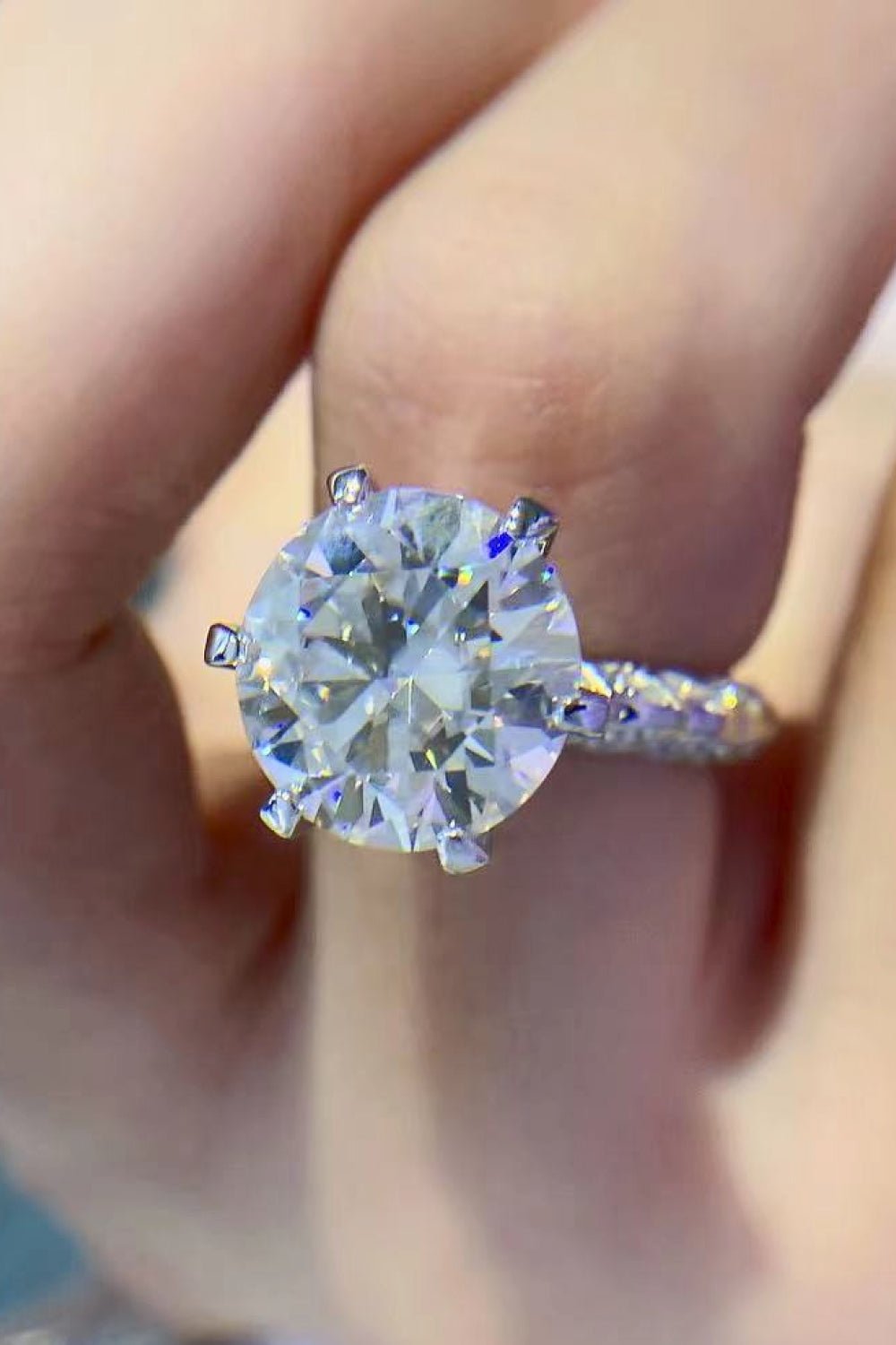 Forever Love Side Stone 5 Carat Moissanite Ring - Zen Allure Beauty®️