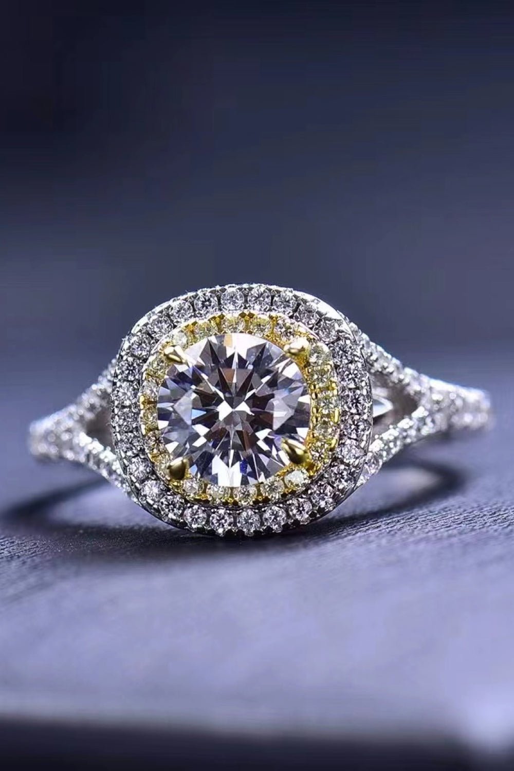 Two - Tone 1 Carat Moissanite Ring - Zen Allure Beauty®️